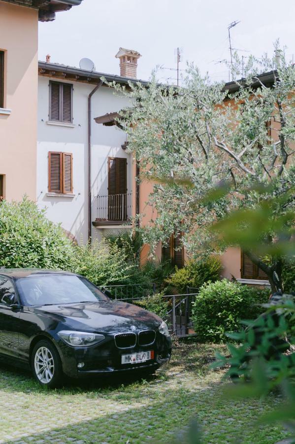 Attico Dell'Artista Daire Desenzano del Garda Dış mekan fotoğraf